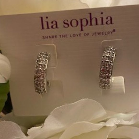 Lia Sophia "CHIFFON" Earrings - Picture 5 of 7